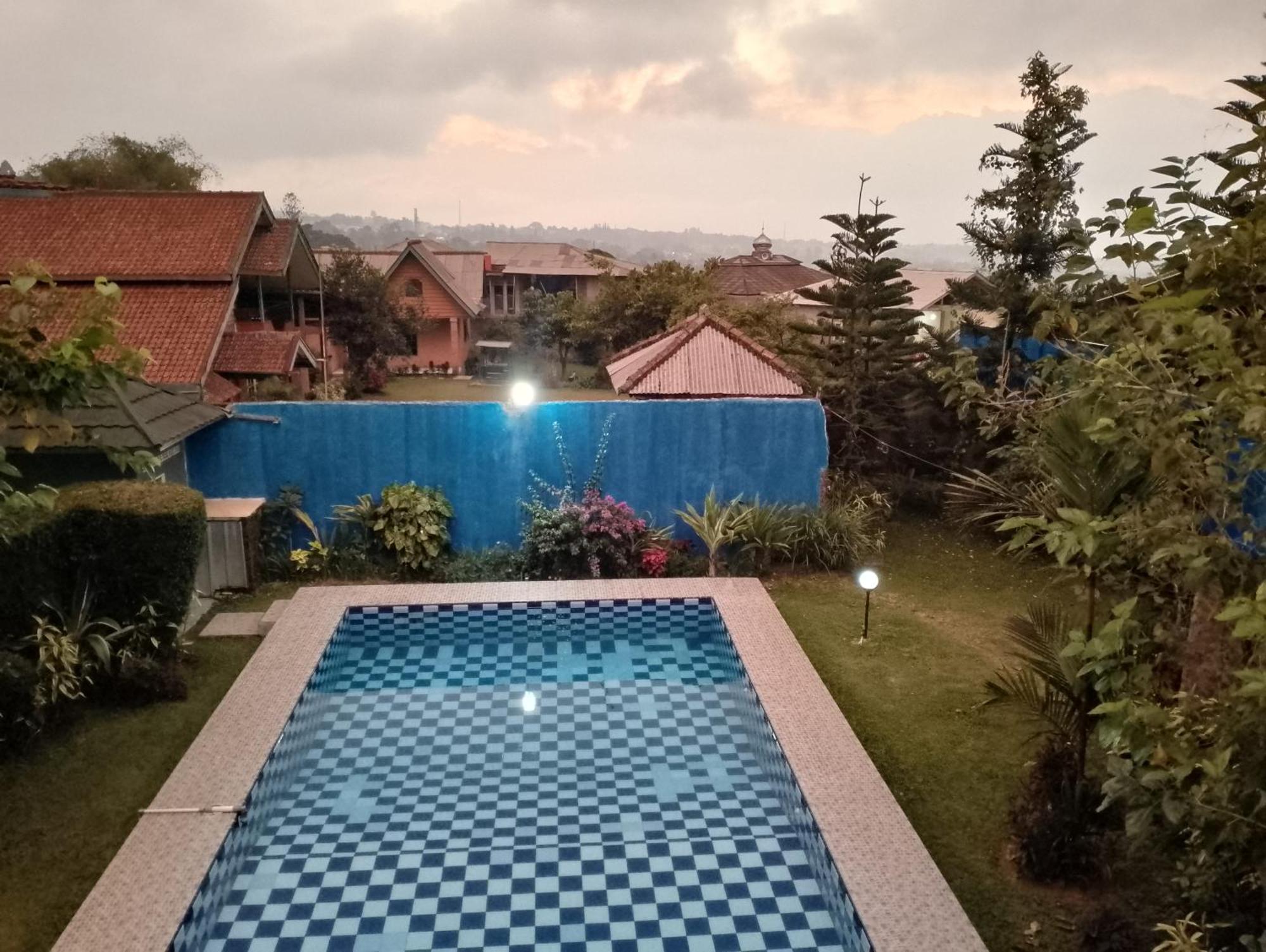 Villa Mutiara Citra Puncak Bu Eva Sampal المظهر الخارجي الصورة