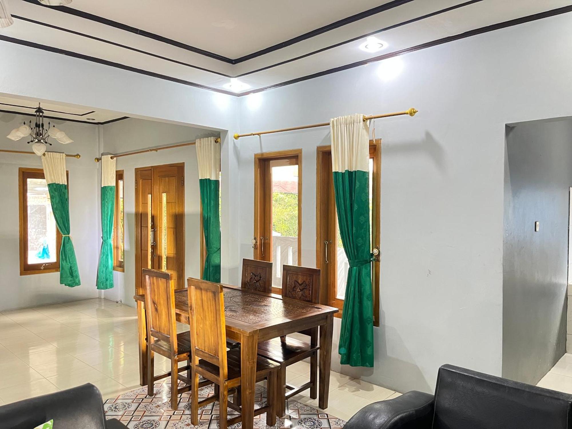 Villa Mutiara Citra Puncak Bu Eva Sampal المظهر الخارجي الصورة