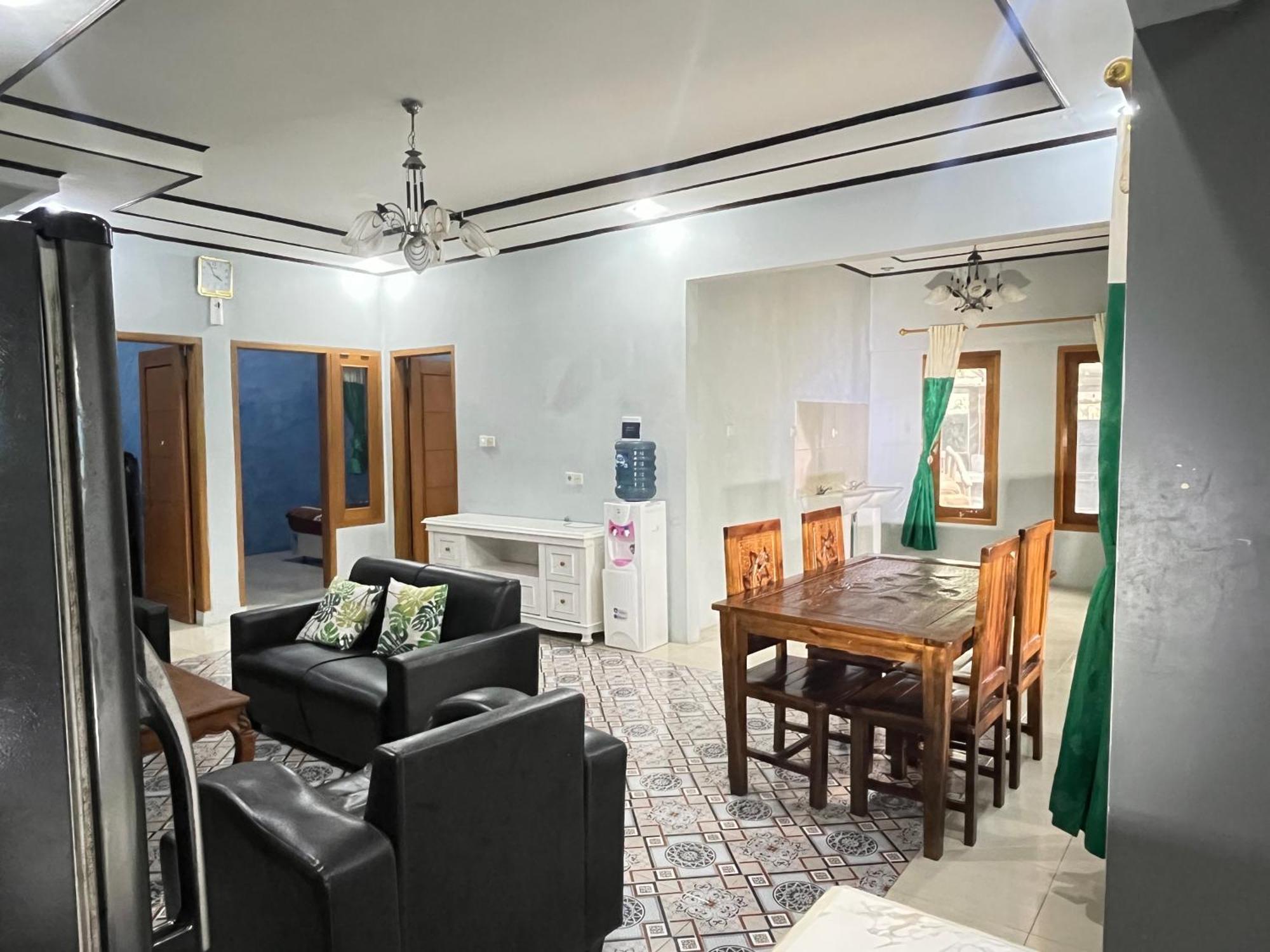 Villa Mutiara Citra Puncak Bu Eva Sampal المظهر الخارجي الصورة
